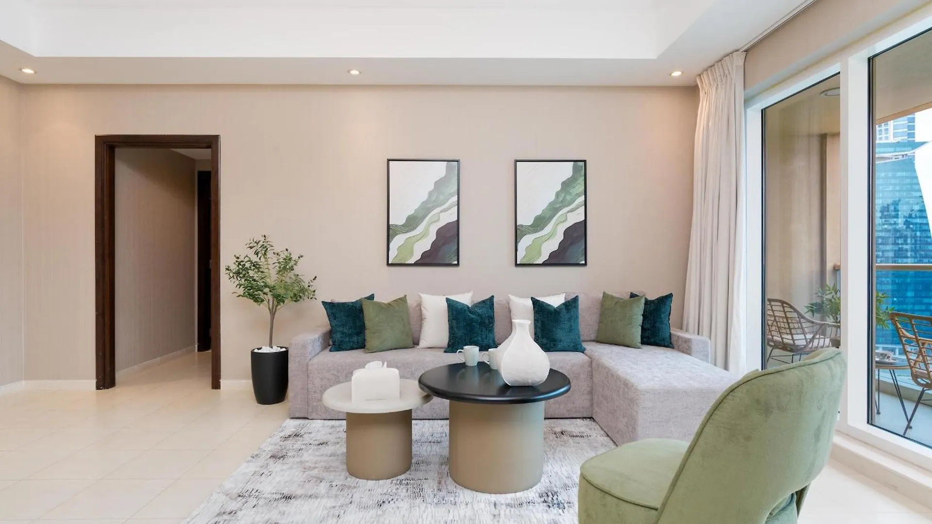 Bnbnova - 1Br - Panoramic Canal & Dubai Skyline View Apartment