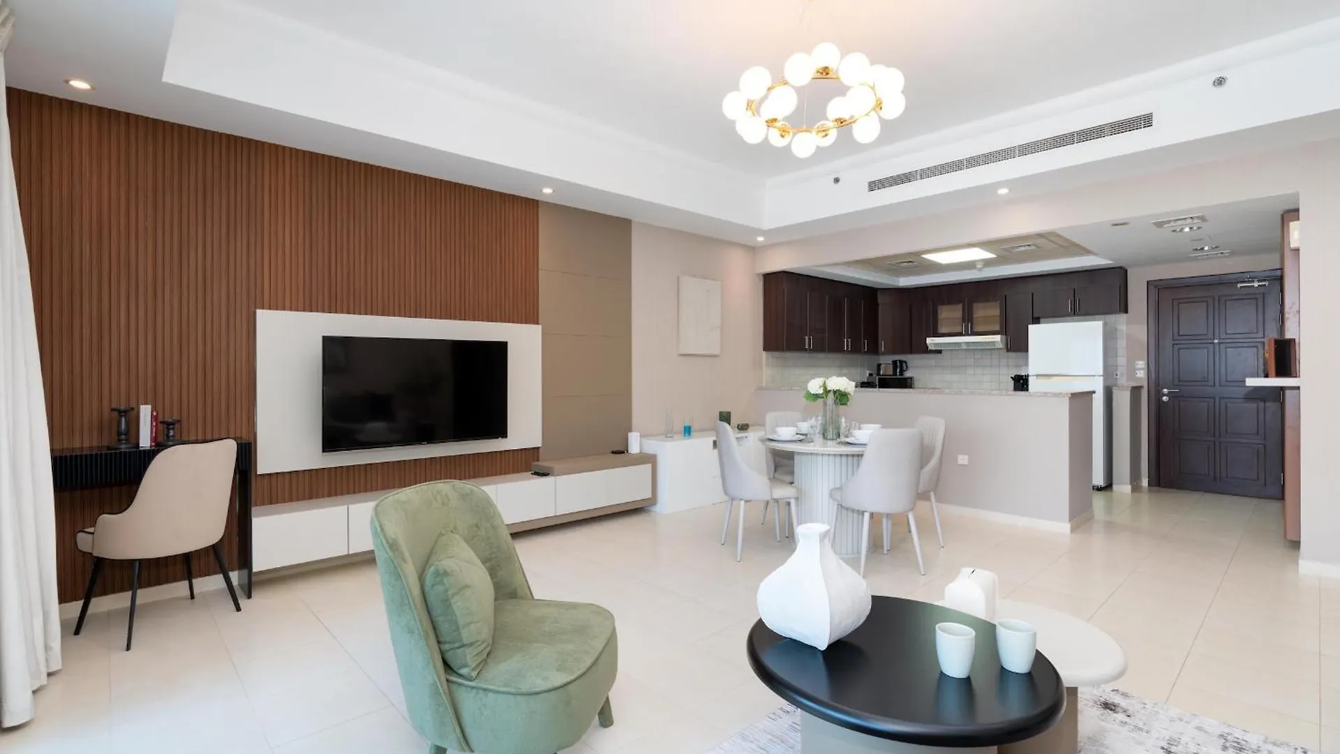 Bnbnova - 1Br - Panoramic Canal & Dubai Skyline View Apartment
