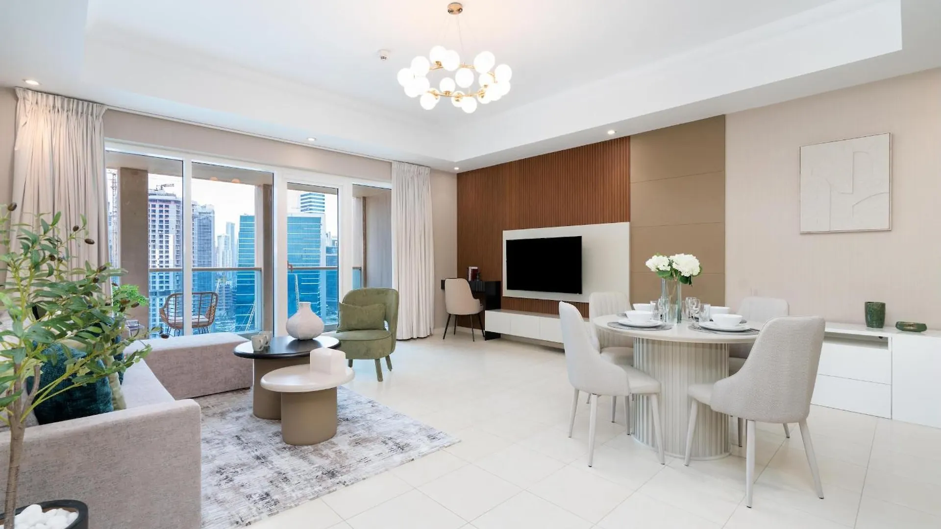 Bnbnova - 1Br - Panoramic Canal & Dubai Skyline View location